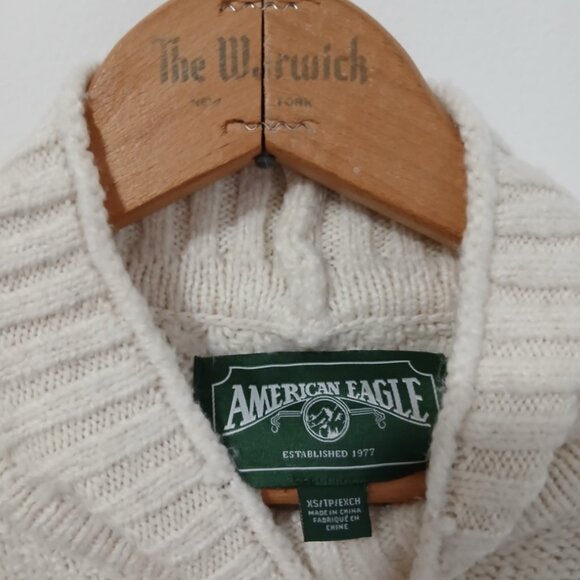 American Eagle - Soft and cozy Sweater - Cream  - Mixed Stitch Sweater - Size XS - Picture 5 of 7